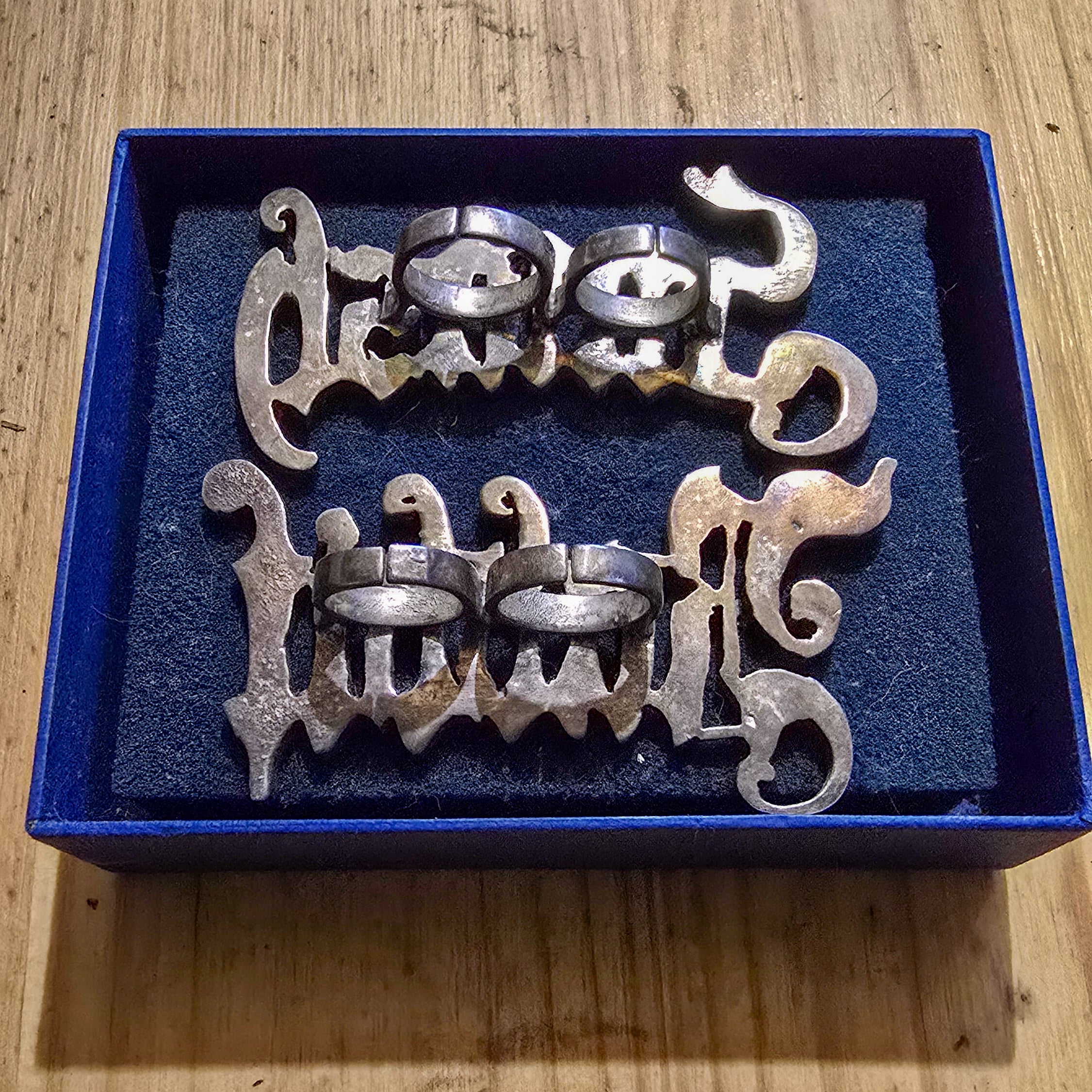 Bagues Smash the Rabbit