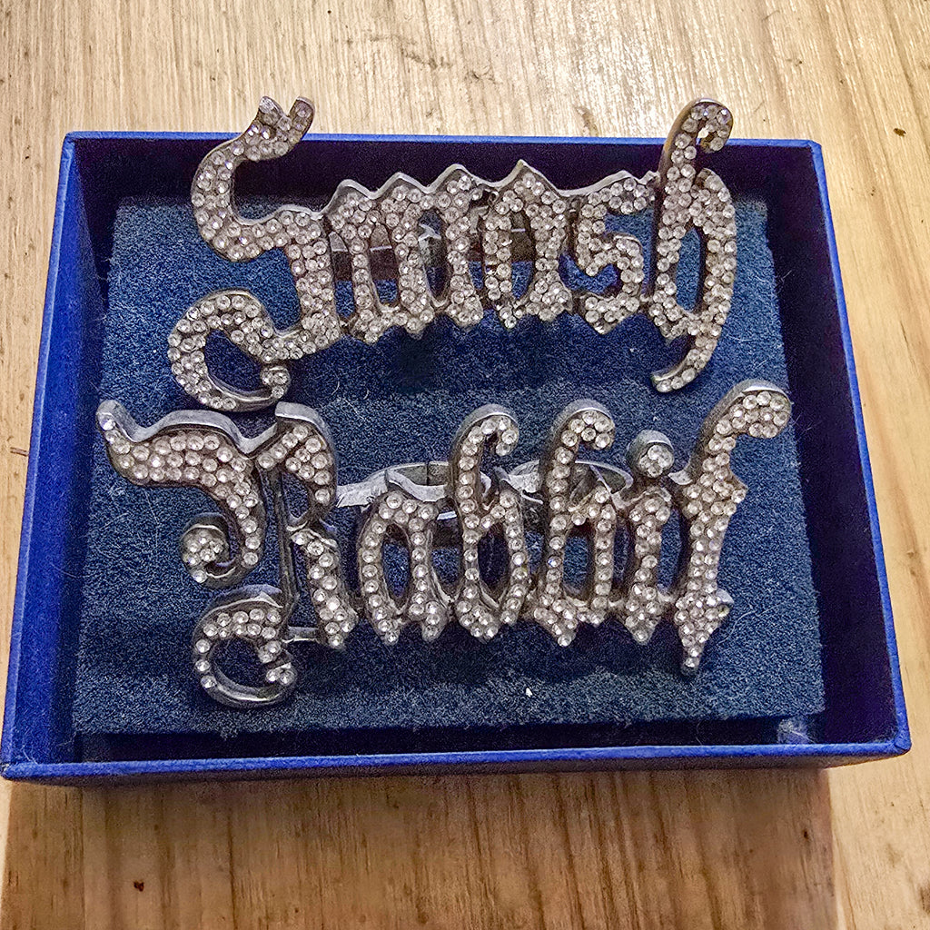 Bagues Smash the Rabbit